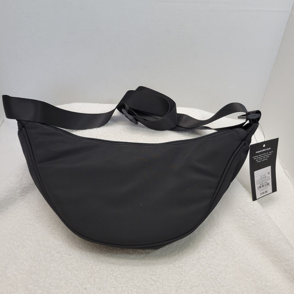 Art Class Black Convertible Fanny Pack /  Crossbody / Shoulder Bag New With Tags